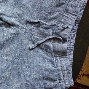 Old Navy Blue Chambray Linen Shorts
